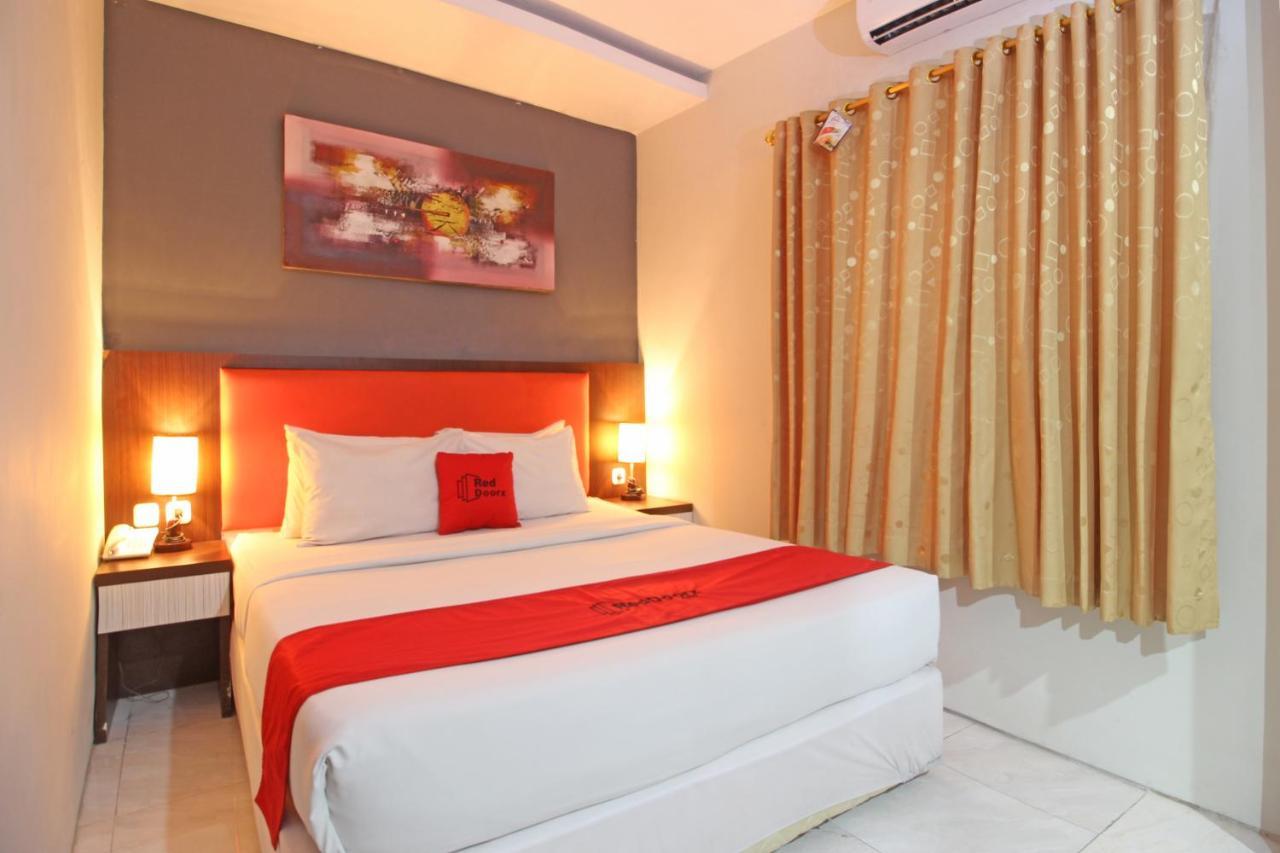 Reddoorz Plus Near Keraton Solo Екстер'єр фото